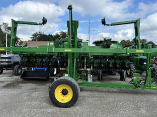 2022 John Deere 1745