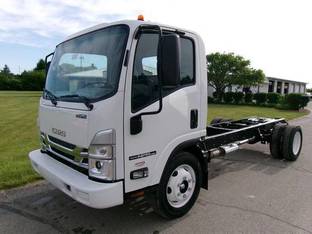 2025 Isuzu NPRHD