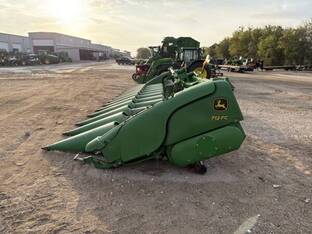 2020 John Deere 712FC