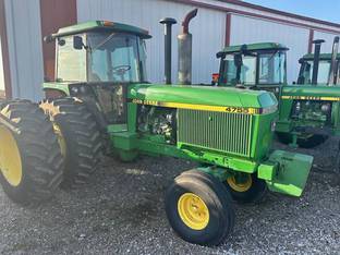 John Deere 4755
