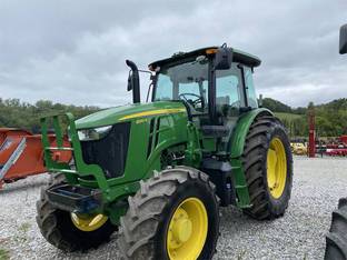 2023 John Deere 6120E