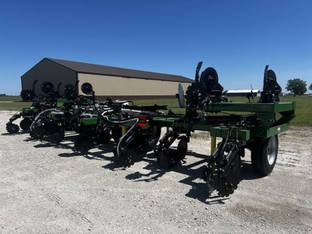 2024 Unverferth 2500 Renegade