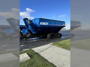 2023 Kinze 1521