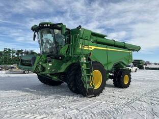2022 John Deere X9 1000