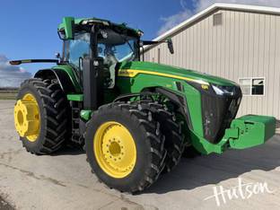 2023 John Deere 8R 370