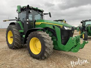2023 John Deere 8R 340