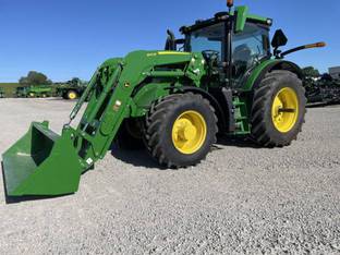 2023 John Deere 6R 155