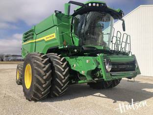 2023 John Deere X9 1100