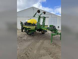 2012 John Deere 1770NT