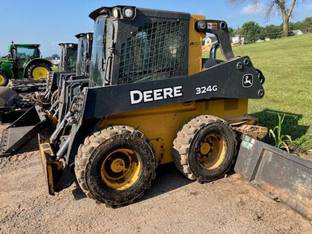 2019 John Deere 324G