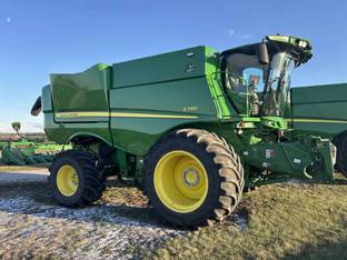2022 John Deere S790