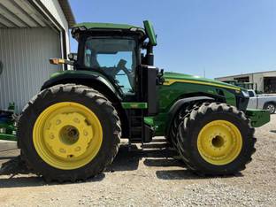 2023 John Deere 8R 370