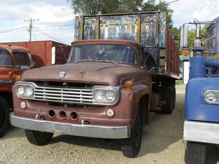 1959 Ford T700