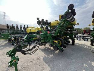 2024 John Deere 1795