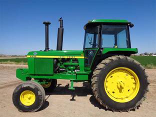 1974 John Deere 4430