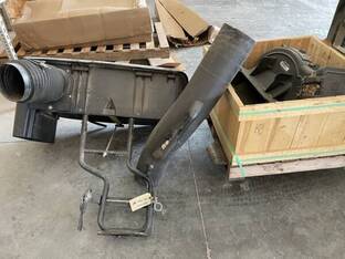 John Deere 2-BAG BAGGER & POWER FLOW