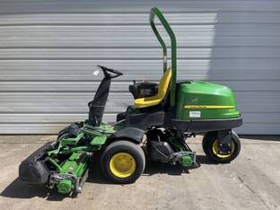 John Deere 2500B