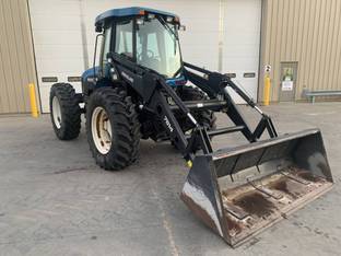 2000 New Holland TV140