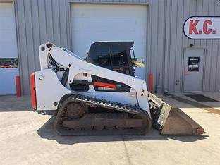 2017 Bobcat T740