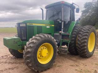 2000 John Deere 7810