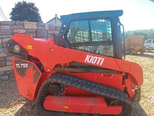 2023 Kioti TL750