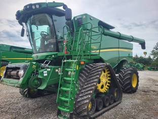 2022 John Deere S790