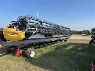 MacDon Industries FD235