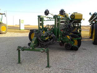 2023 John Deere 1775NT