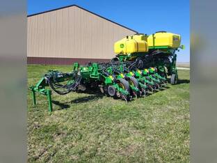 2024 John Deere 1775NT