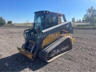 2017 John Deere 333G