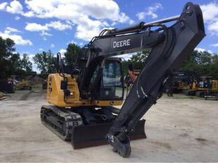 2022 John Deere 135 P