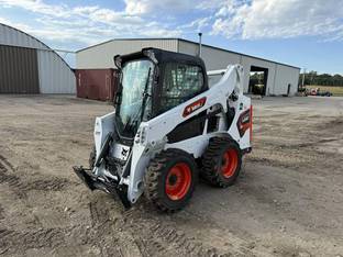 2024 Bobcat S590