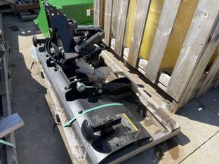 2022 John Deere 366 Blade