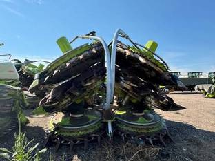 2022 Claas Orbis 900