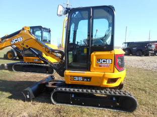2024 JCB 35Z-1