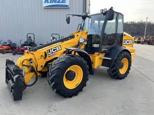 2017 JCB TM320 AGRI