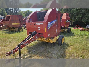 2013 New Holland ROLL-BELT 450 UTILITY