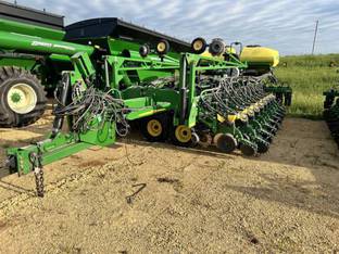 2014 John Deere DB60