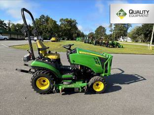 2016 John Deere 1025R