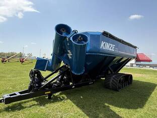 2024 Kinze 1421