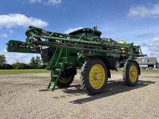2015 John Deere R4045