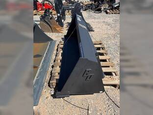 2022 BLUE DIAMOND 108825