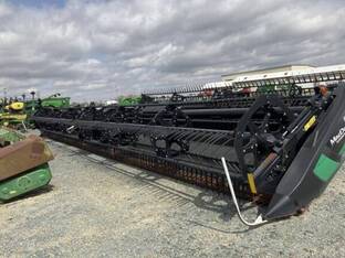 2021 MacDon Industries FD140