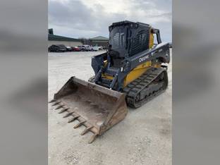 2023 John Deere 333G