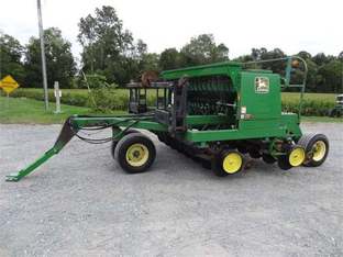 1996 John Deere 750