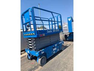2022 Genie GS3246