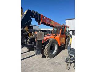 2019 JLG 10054