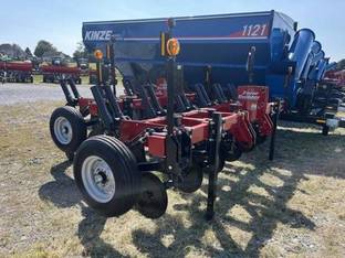 2024 Unverferth ZONEBUILDER 132