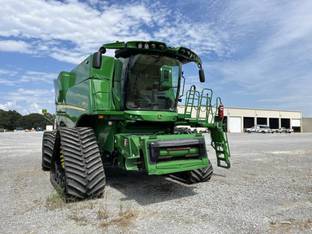 2023 John Deere S780
