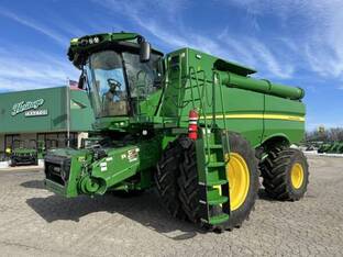 2023 John Deere S760
